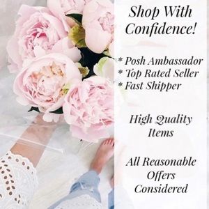 Lush Tops - 3 FOR $40 • Lush Checkered Tie Front Top • Size M Lush Tops - 3 FOR $40 • Lush Checkered Tie Front Top • Size M